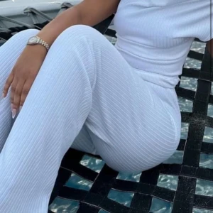 Zara set - Använt en gång, nypris 629kr men kan sälja för 350🤍 hör av er för fler bilder på!!