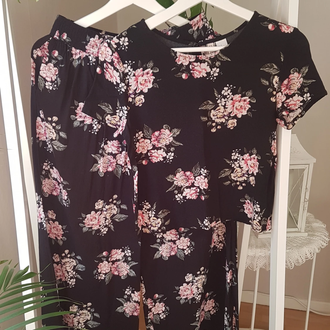 Matchande set om t-shirt & byxa - 91