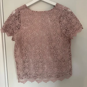 Broderad Tshirt  - Fin  