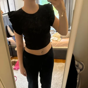 Topp - Knappt använd, fint skick!