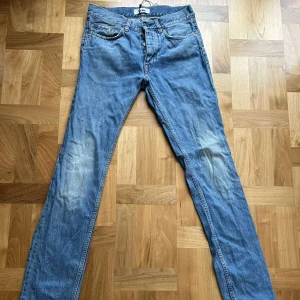 Acne jeans  - Säljer dessa riktigt snygga jeans från Acne! Märke: acne studios  Storlek: 30/32