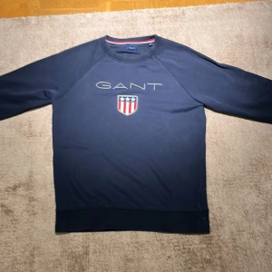 Gant - Gant sweatshirt storlek S aldrig andvänd Inga hål,fläckar,nopprar. 