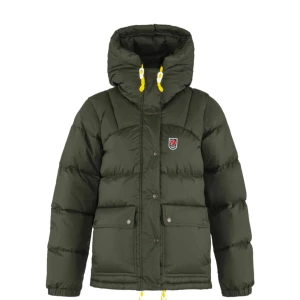 Fjällräven jacka expedition lite - ANVÄND INTE KÖP NU! Kom gärna med prisförslag. Kollar intresset på min superfina fjällrävenjacka. Jättefint skick, nästan oanvänd. Hör av er vid frågor❤️