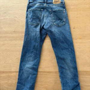 Replay jeans blåa - Strl 150 men passar upp till 165cm  