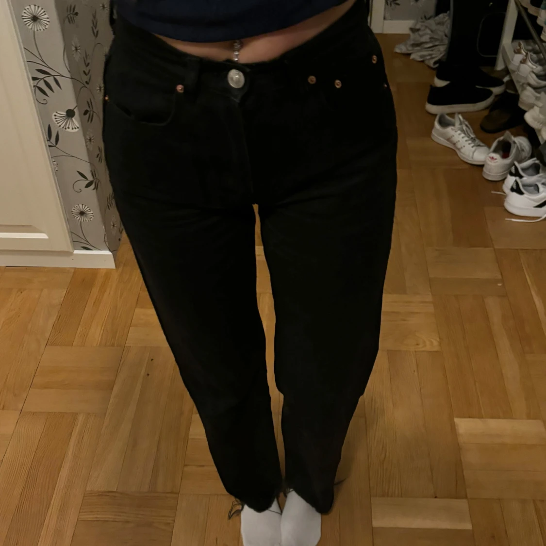 Svarta jeans