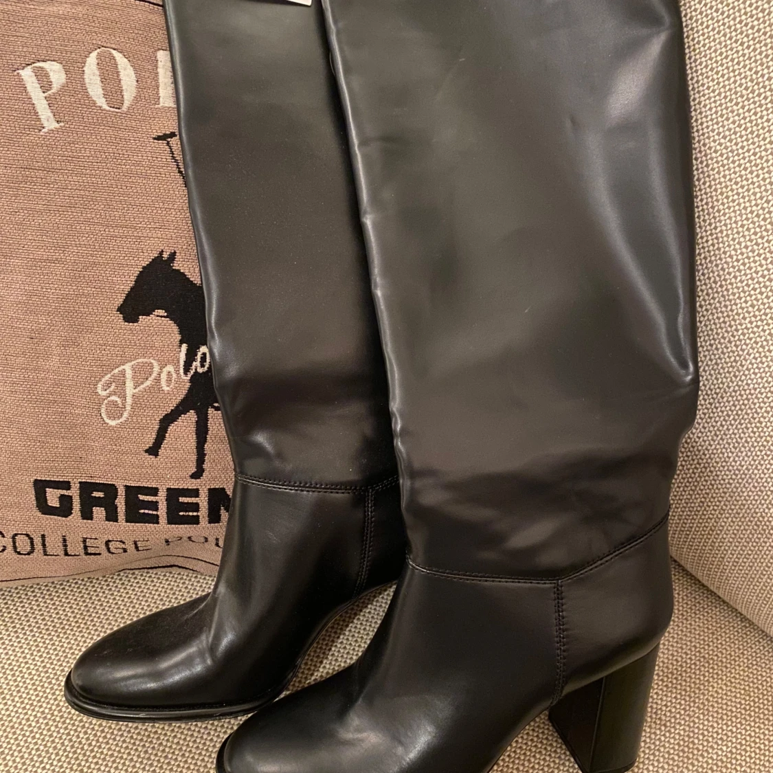 HM nya boots (slutsålda)