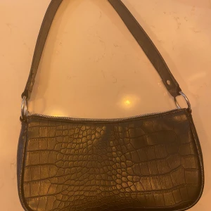 Superfin väska - Fin väska som är använd några få gånger!💕