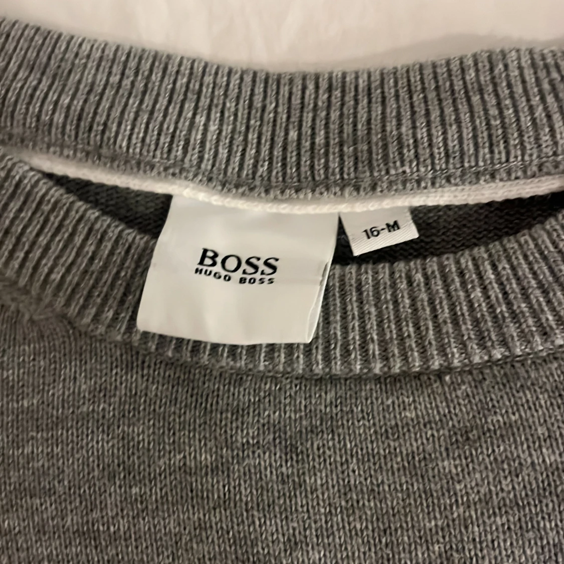 Hugo boss tröja - 90