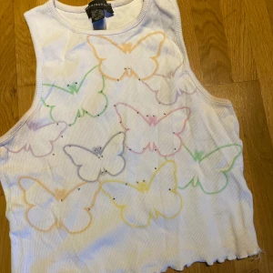 Linne  - Kort ribbstickat linne strl 38