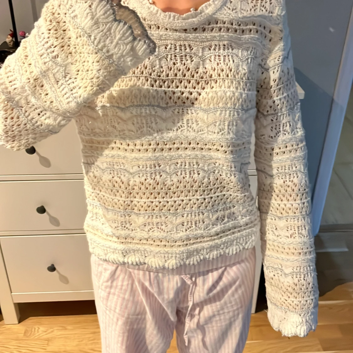 Hålstickad tröja - 90