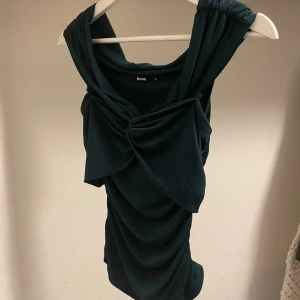 Festtopp - Fin festtopp som ej kommer till andvändning!😚