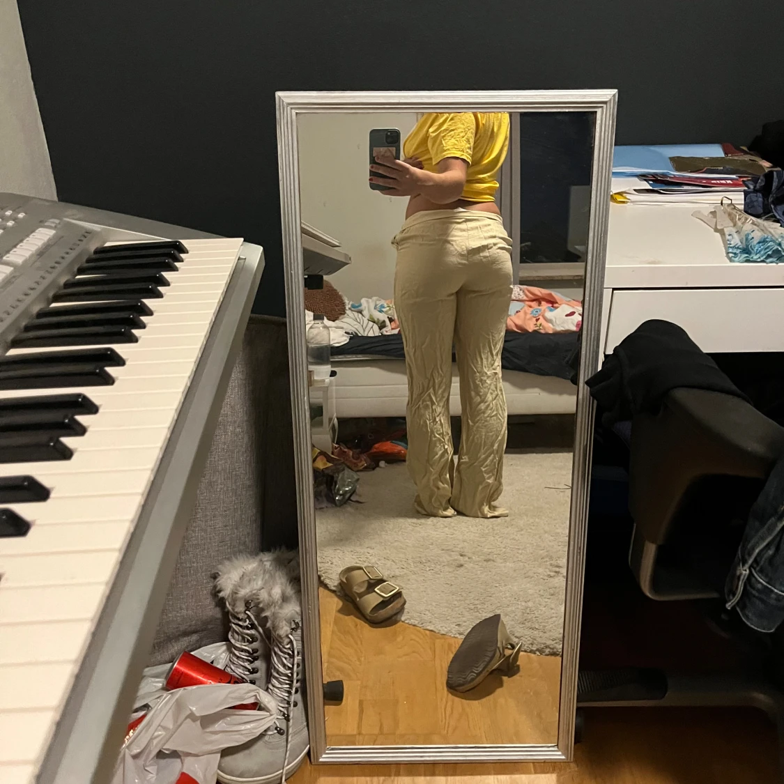 Beige byxor från H&M - 93