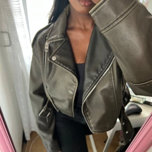 Zara skinnjacka - Zara jacka i perfekt skick strl S! Gott som my