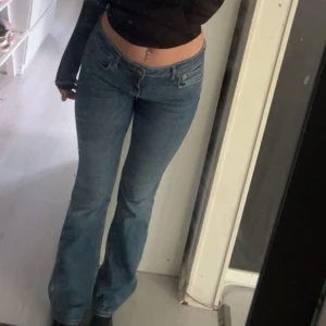 Jeans från Zara - Använt typ 1 gång men köpte secondhand 