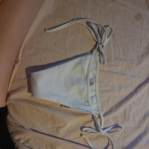 Bikini underdel  - En oanvänd bikini underdel 