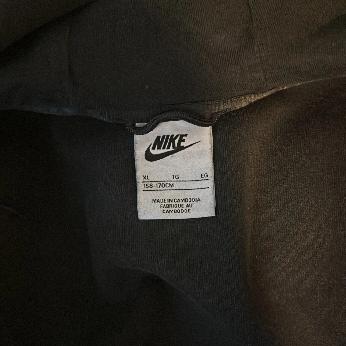 Svart hoodie från Nike - 92