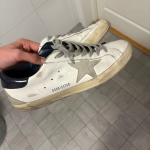 Golden Goose Super Star  - Sköna golden goose. Hör av dig om du har frågor kring dojjorna. 