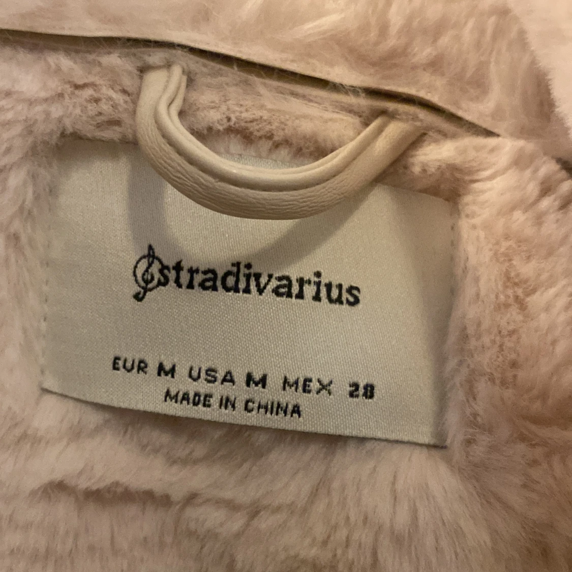 Beige jacka från Stradivarius - 91