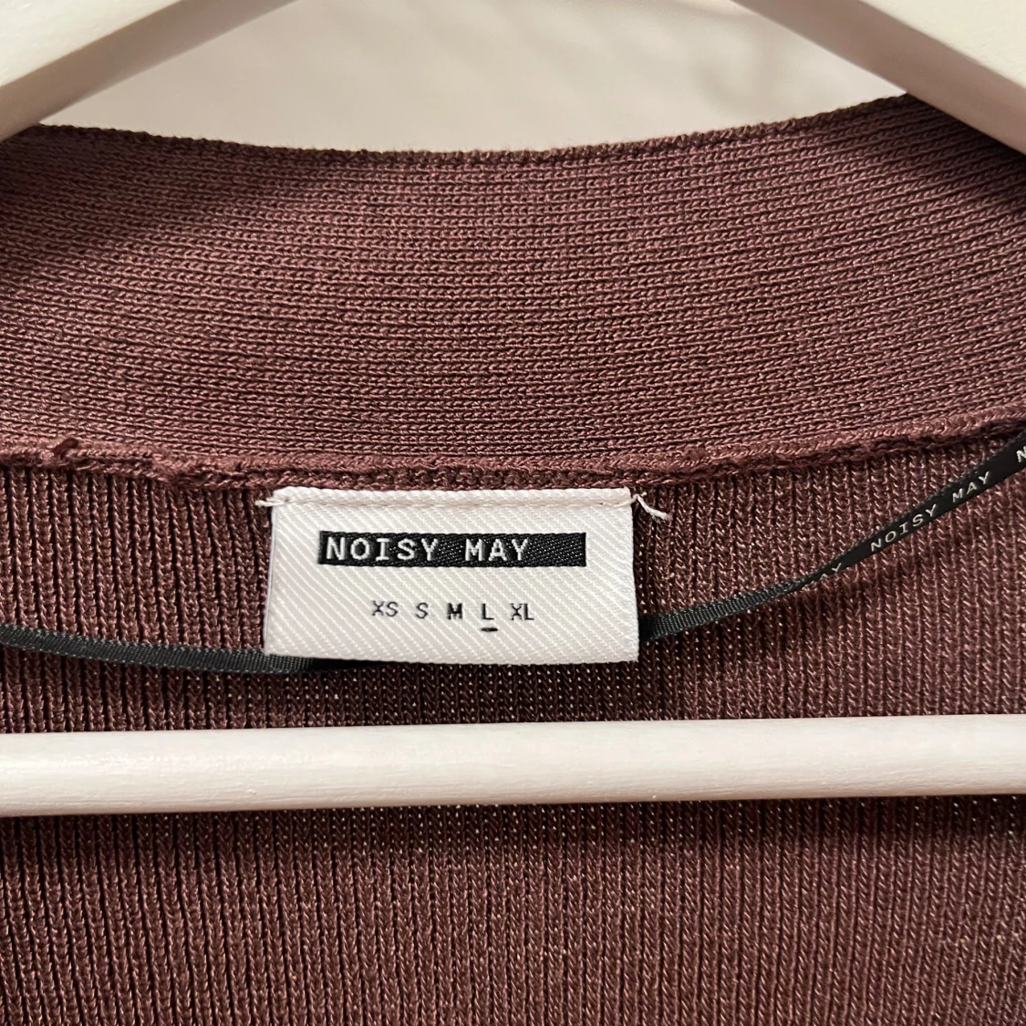 Brun stickad kofta från Noisy May - 91