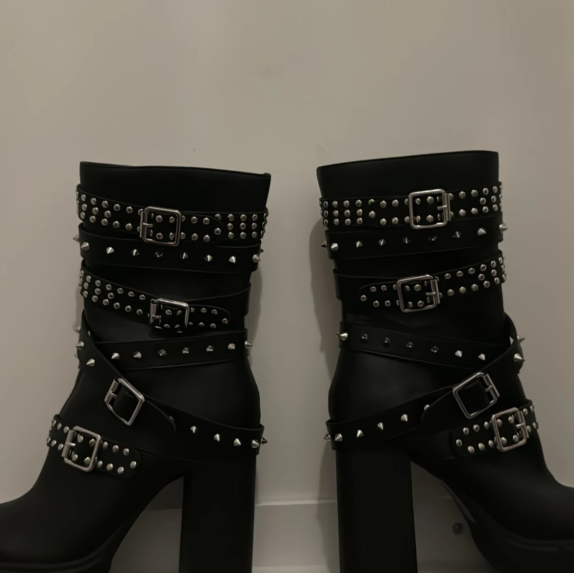 Steve Madden boots - 90