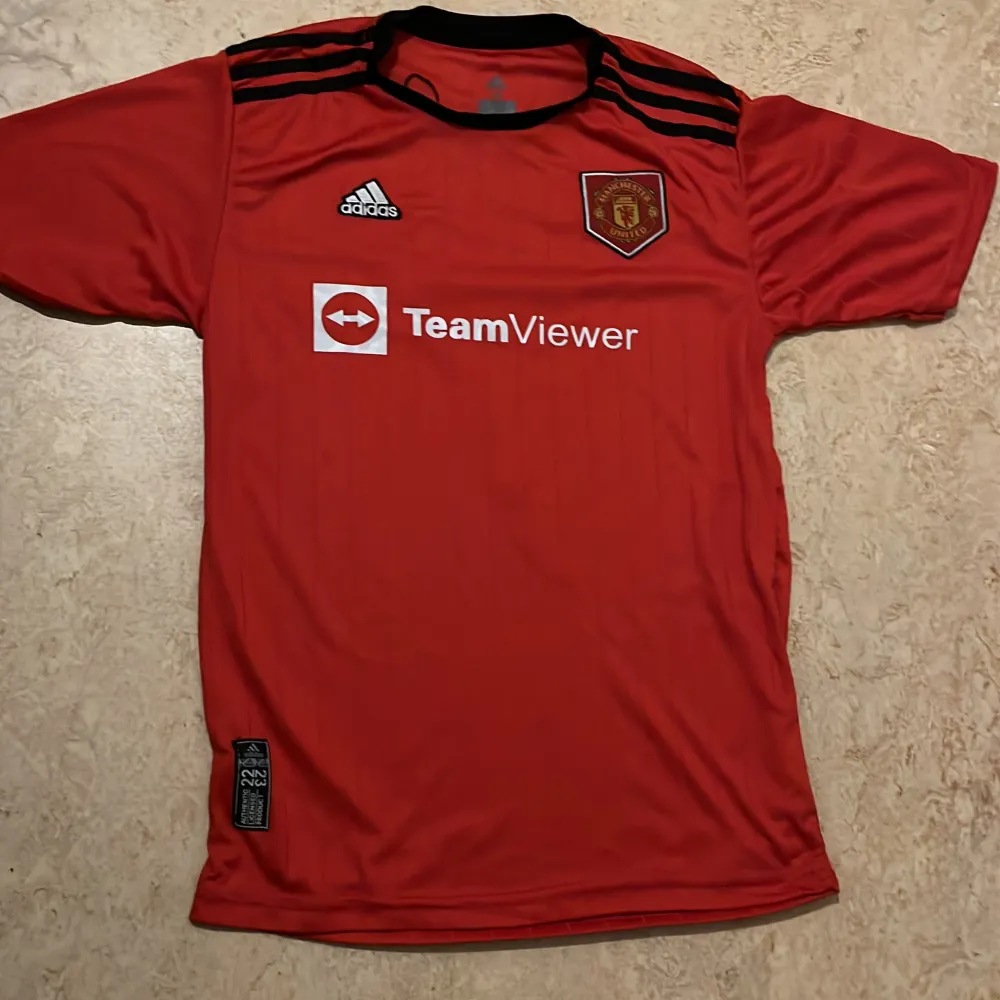 Manchester United tröja från turkiet . T-shirts.