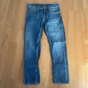 Nudie jeans - Tja säljer mina nudie jeans i modellen lean Dean i storlek 31 30 de är helt nya aldrig använda men tvättade en gång