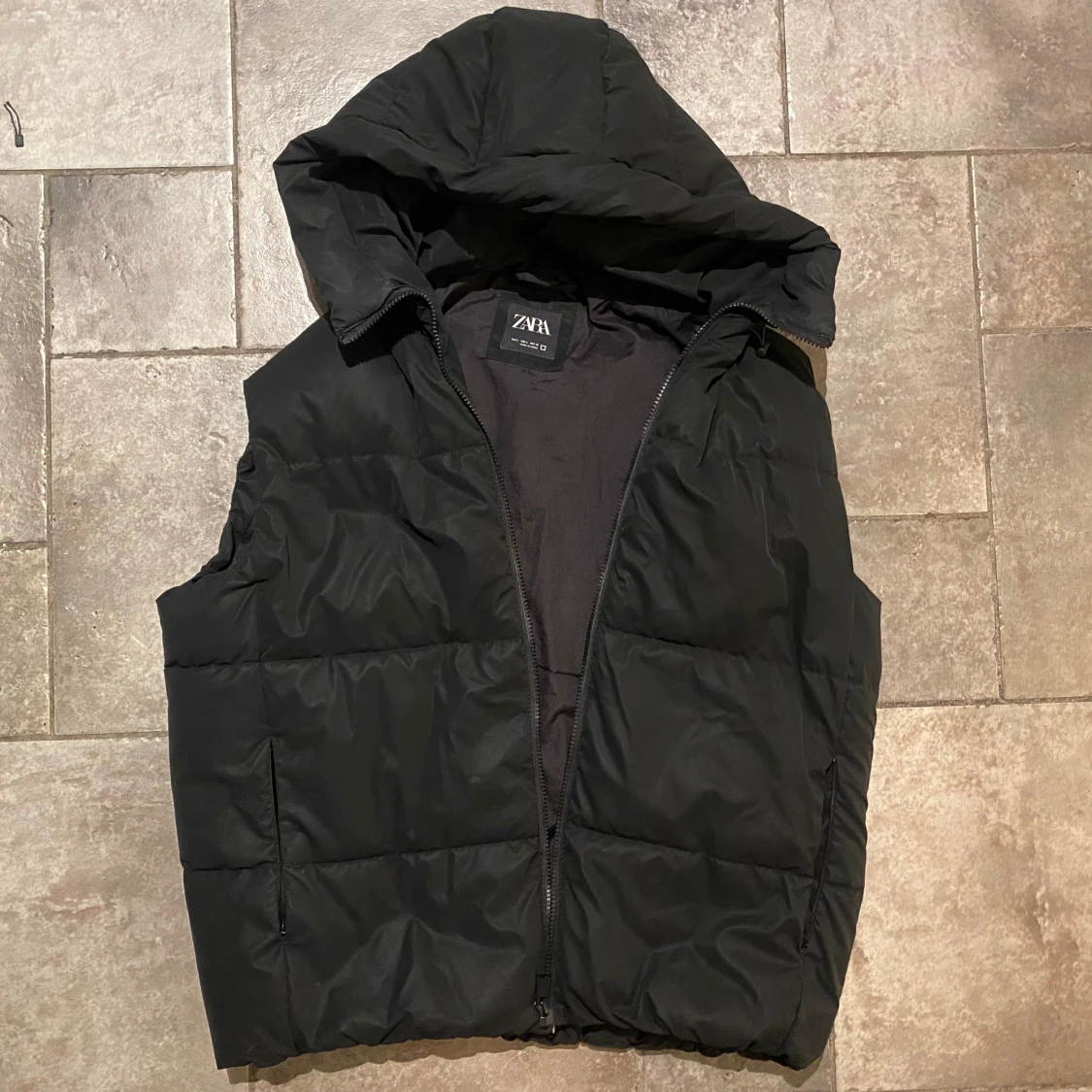 Svart Zara väst
