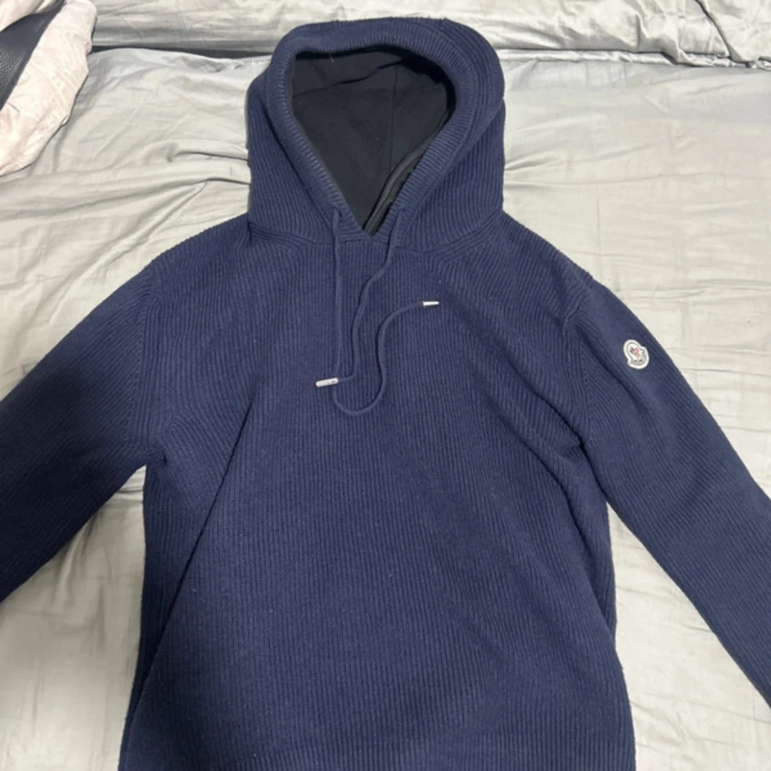 Mörkblå stickad hoodie från Moncler - 91