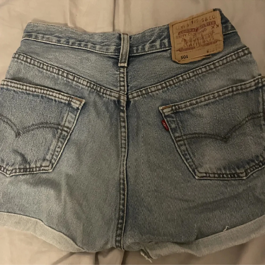 Levis shorts - 90