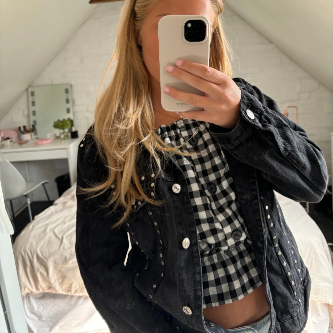 Jeansjacka med nitar💕 - 90