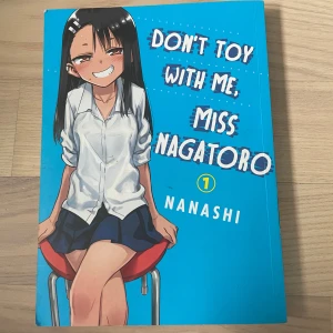 Dont toy with me miss nagatoro vol 1 manga - Dont toy with me miss nagatoro manga vol 1. Har några fläckar och några små skador på omslaget men inga skador på sidorna. 30kr+ 15kr frakt