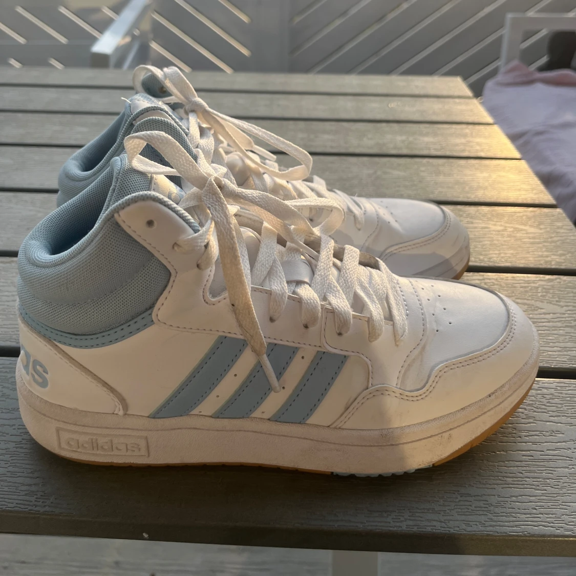 Adidas skor 