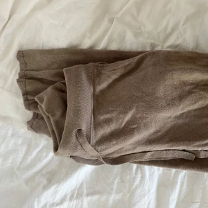 Cashmere byxor  - Strl S 370 kr Från hm i Cashmere 