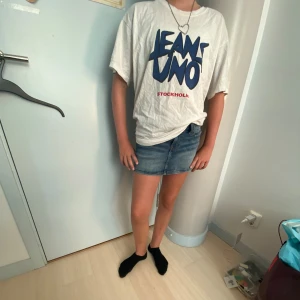 Jeans UNO tröja - Så fin jeans Uno tröja den är i bra skick!❤️ 