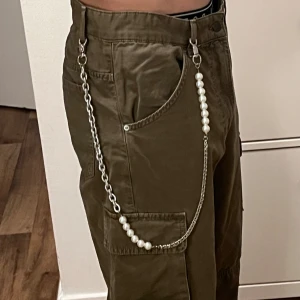 Snygg plånbok kedja - Snygg plånboks kedja ⛓️‍💥. Går använda bara som ett acceccure.
