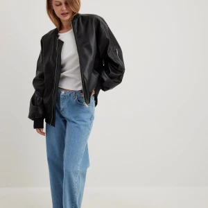 Nakd jeans  - Nakd jeans med låg midja, nyss köpta så endast använda 2 gånger. Som ny skick, säljs då storleken var för stor. 