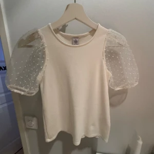 Söt blus😍 - Superfin blus från Lindex. Storlek XS 💕