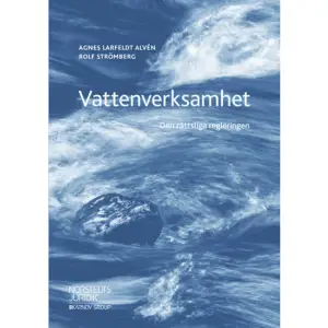 Vattenrätten har sedan gammalt ansetts vara en tekniskt komplicerad lagstiftning. Genom miljöbalken har de äldre vattenrättsliga bestämmelserna samordnats med de miljörättsliga bestämmelserna, men i många delar återstår det äldre regelverket oförändrat. Detta har resulterat i delvis svåröverblickbara och svårtillämpade regleringar. Till detta kommer EU-rätten, som med tiden har fått en allt större betydelse på området. Sedan miljöbalkens tillkomst 1998 har det saknats en samlad redogörelse för vattenrätten. Denna bok avser att vara en sådan och är tänkt att fungera som ett stöd för den som arbetar praktiskt med vattenrättsliga frågor vid t.ex. tillståndsprövning och tillsyn av vattenverksamhet, men den riktar sig även till den som av andra skäl vill fördjupa sig i det juridiska ramverket. I boken redogörs för rättsläget den 1 januari 2019.    Format Häftad   Omfång 253 sidor   Språk Svenska   Förlag Norstedts Juridik AB   Utgivningsdatum 2019-02-06   Medverkande Rolf Strömberg   ISBN 9789139017837  