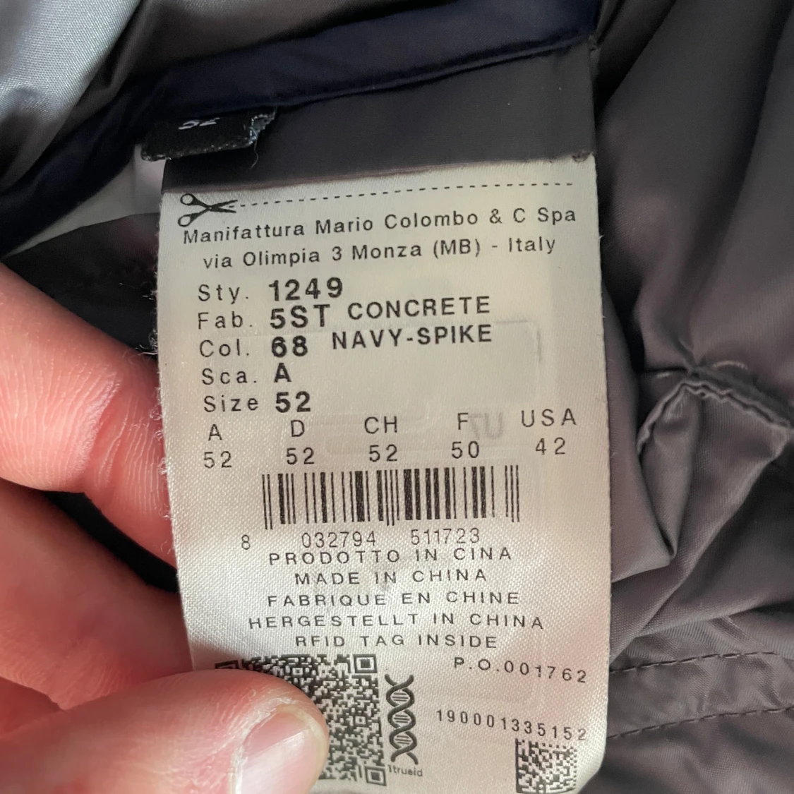 Mörkblå pufferjacka från Colmar - 92