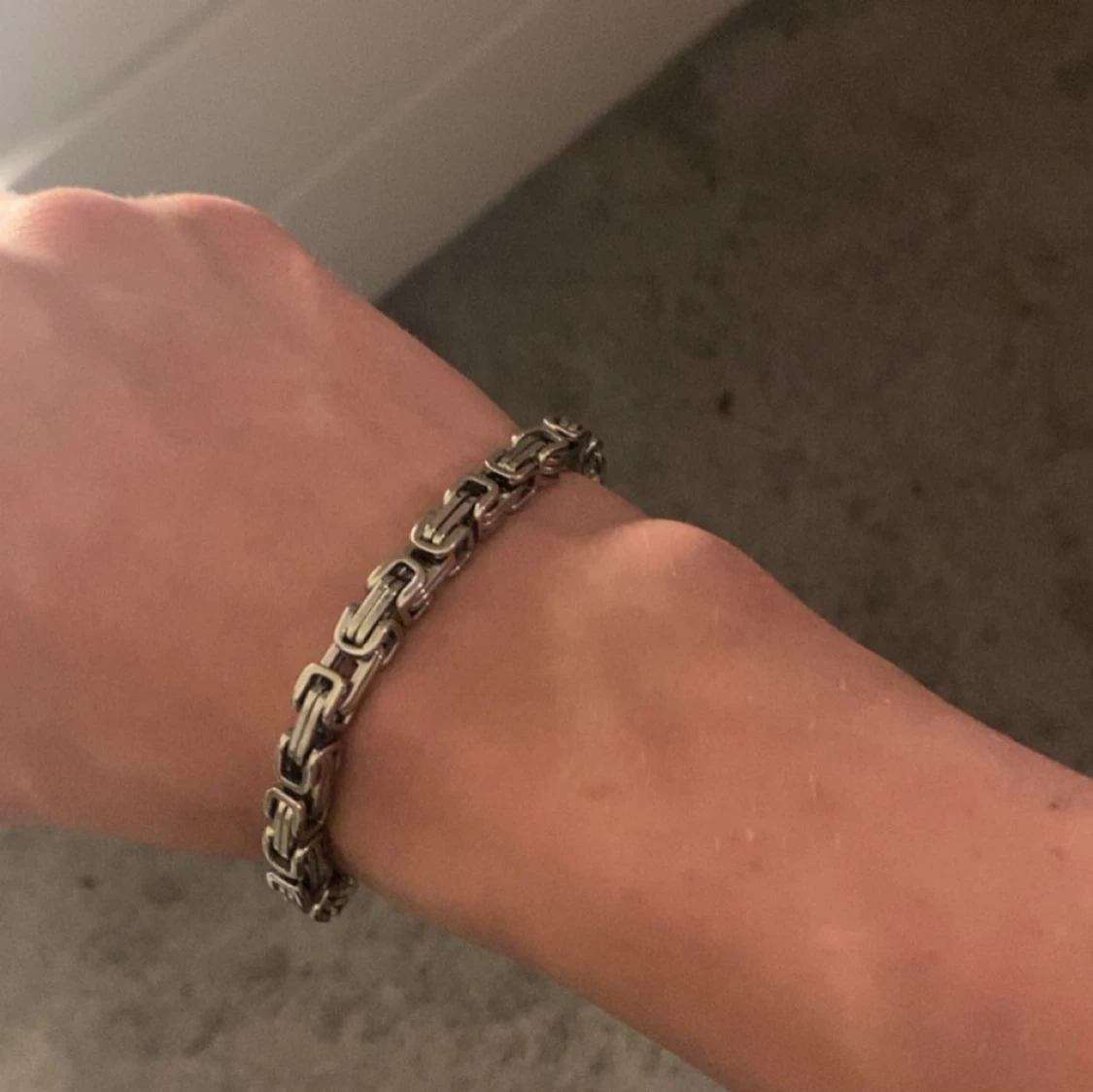 Silverfärgat halsband och armband - 91