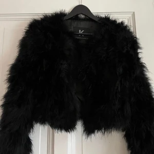 Svart pälsjacka - Jättesnygg pälsjacka från Kopenhagen by Andersen!! 