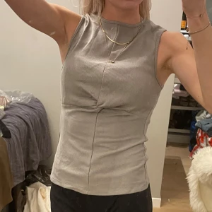 Blus - Fin topp från nakd som tyvärr inte var min stil!  Ny med prislapp