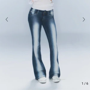 Cheap monday jeans - Storlek 26/32 