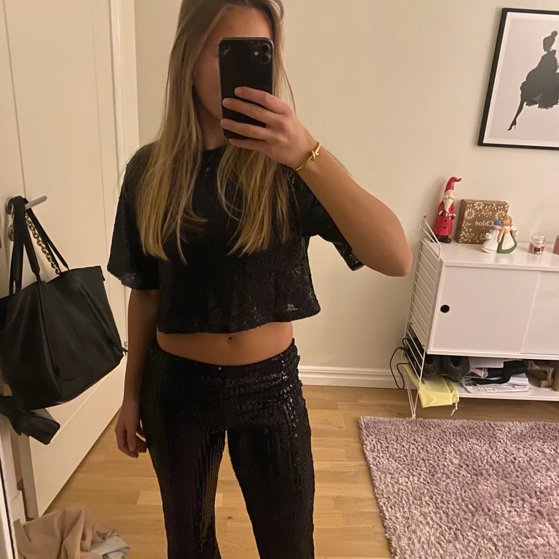 Svart glittrig croppad topp - 90