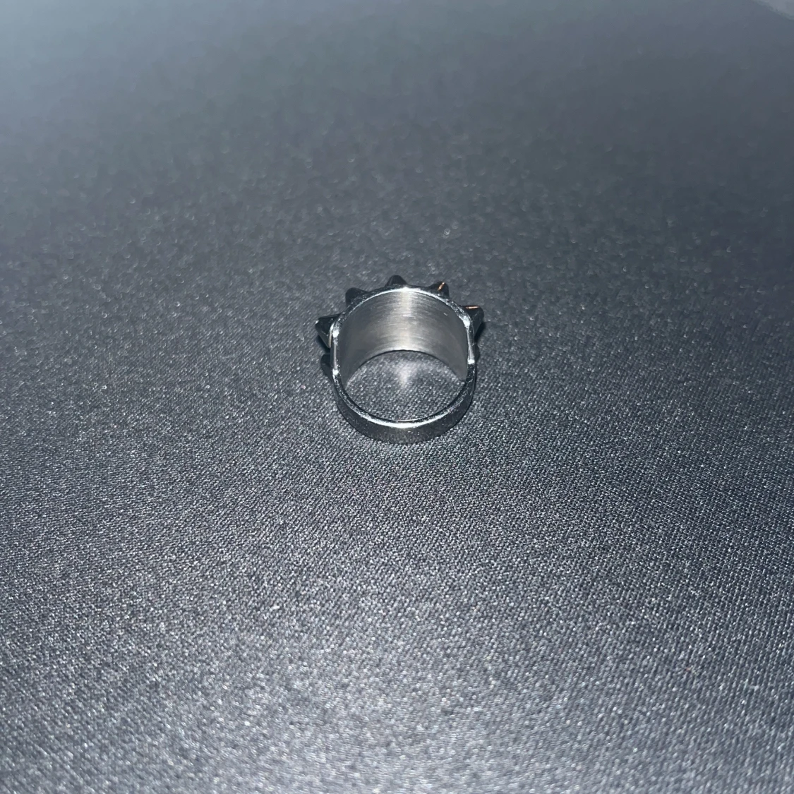 Silvrig ring från Edblad - 90