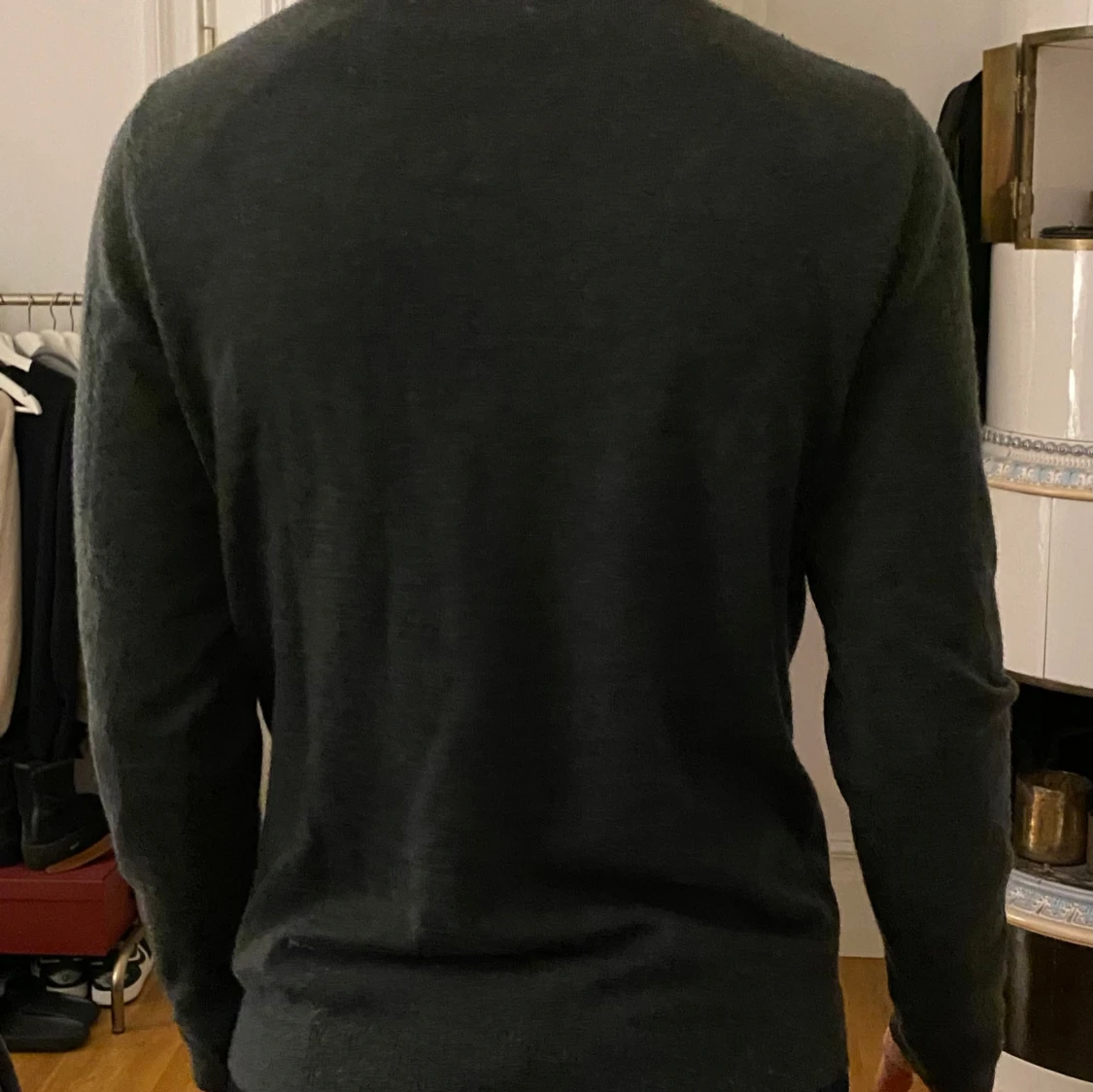 Grön-grå tröja från A day’s march - 92