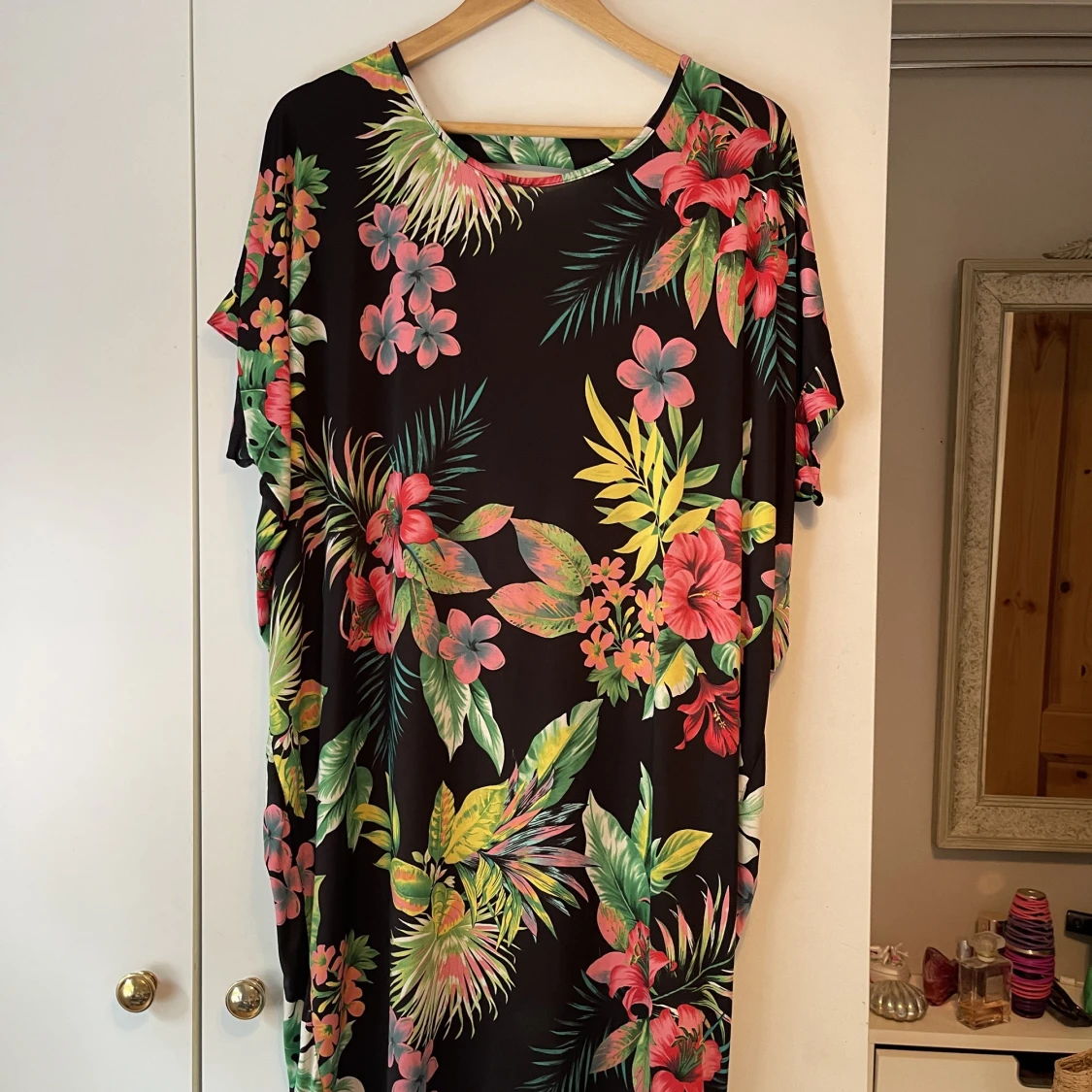 Blommönstrad Klänning