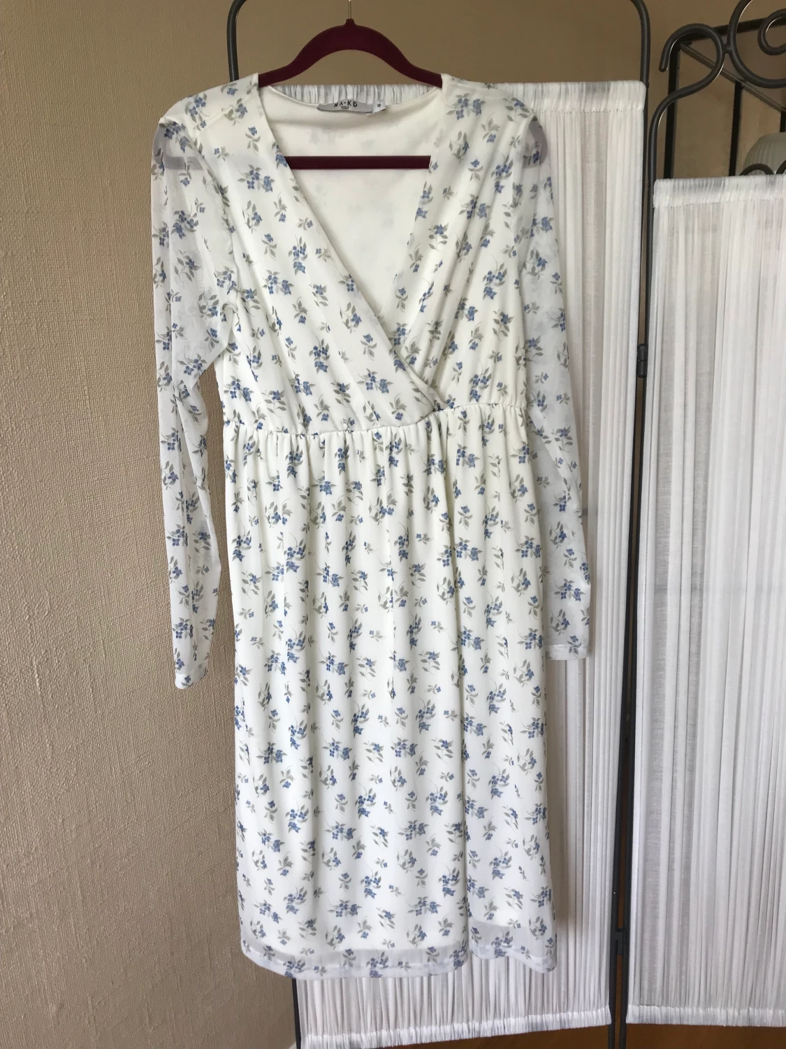 Blommig sommarklänning