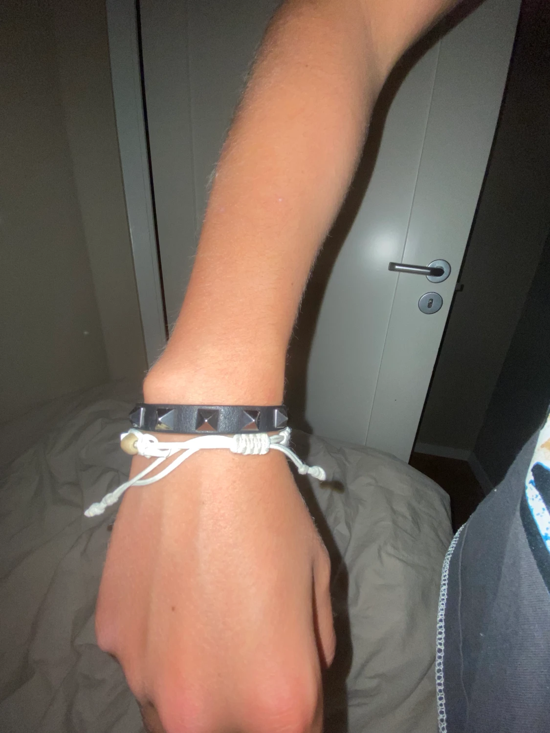 valentino rockstud bracelet noir - 90