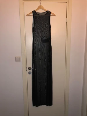 Strand klänning  - Aldrig använd!  storlek S jätte fin svart strand klänning den är så himla fin och skön material 😍